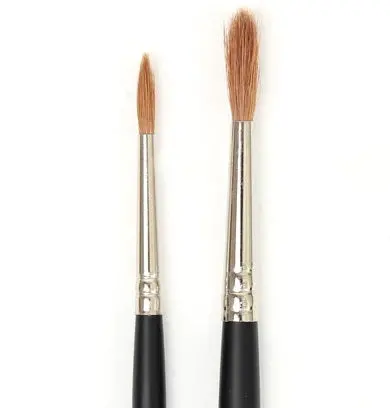 Red Sable Round Brush – Short Handle, Size #2 1